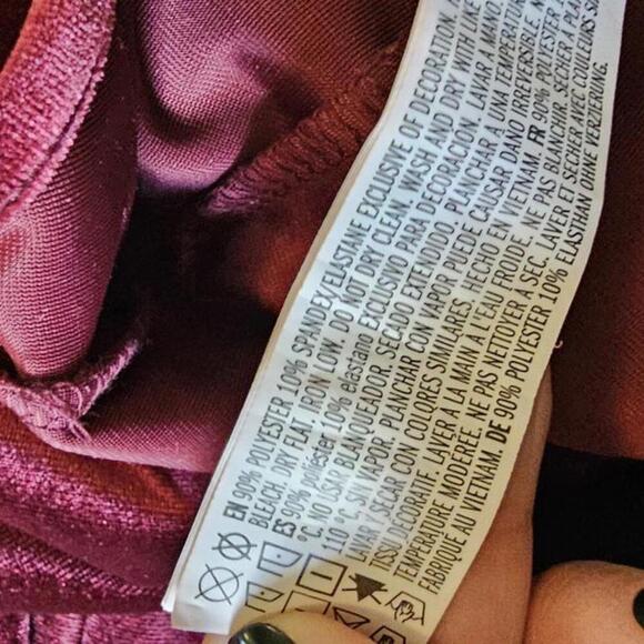 Forever 21 Burgundy Velvet Jumper - Picture 7 of 7